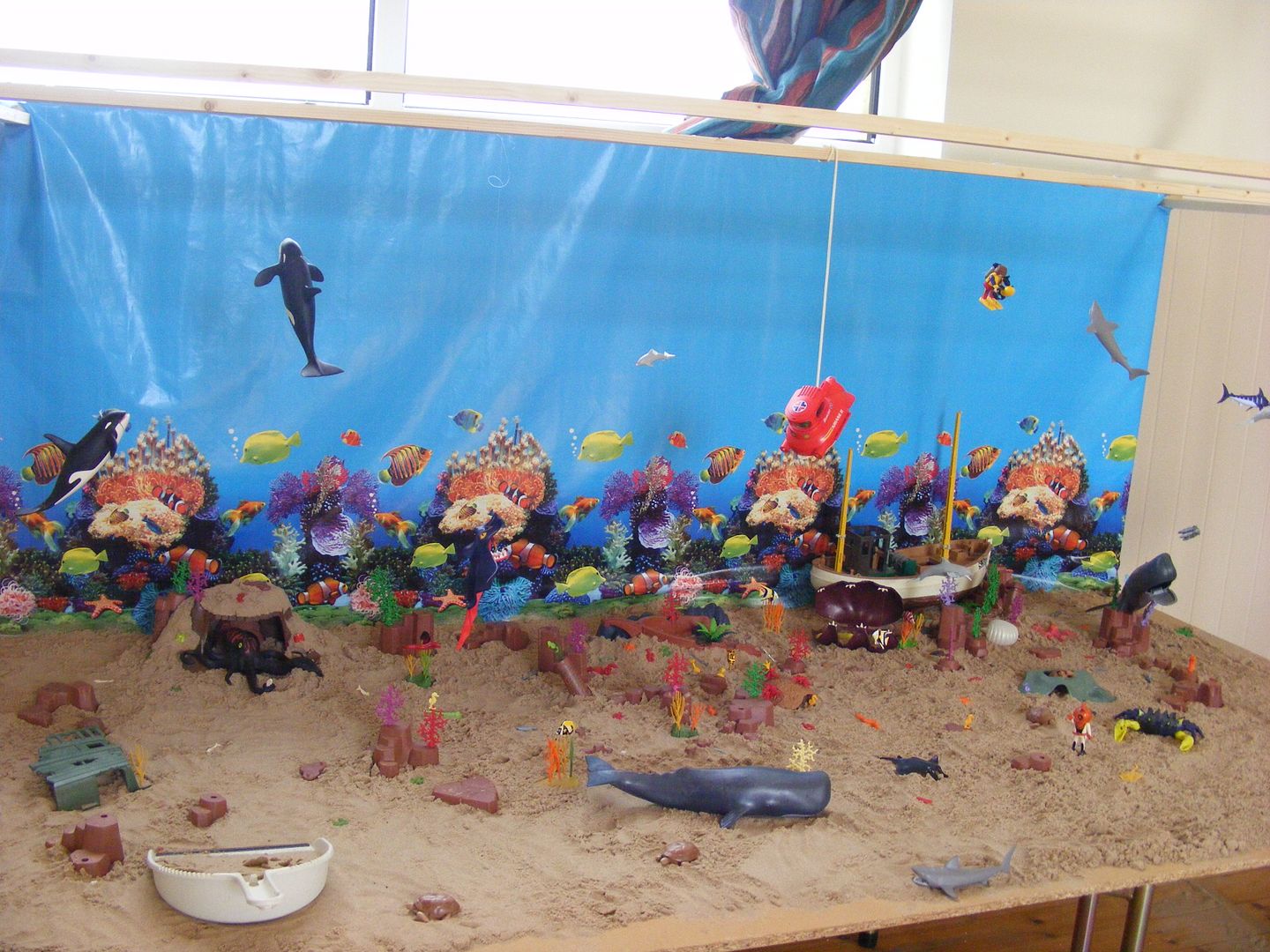 underwater diorama set